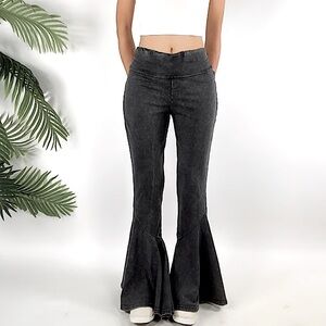 EARTHBOUND Charcoal Flare Leggings Pants